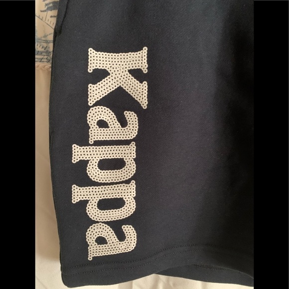 KAPPA
AUTHENTIC GLENDA SKIRT
Women – Black Smoke-pink Ltred Cherry - Picture 2 of 13